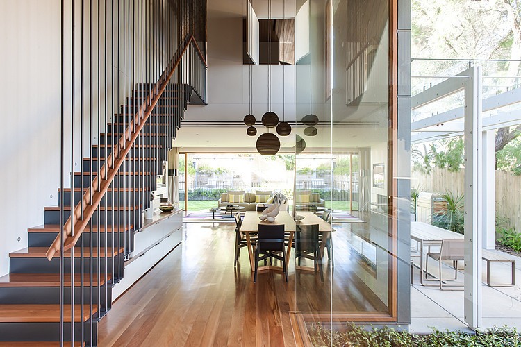 Coogee House by Tanner Kibble Denton Architects