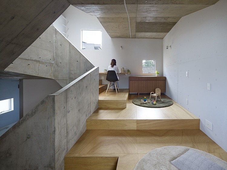 House In Nishiochiai by Suppose Design Office