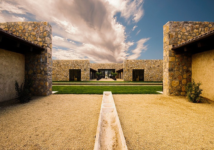 Zinfandel Estate by Total Concepts