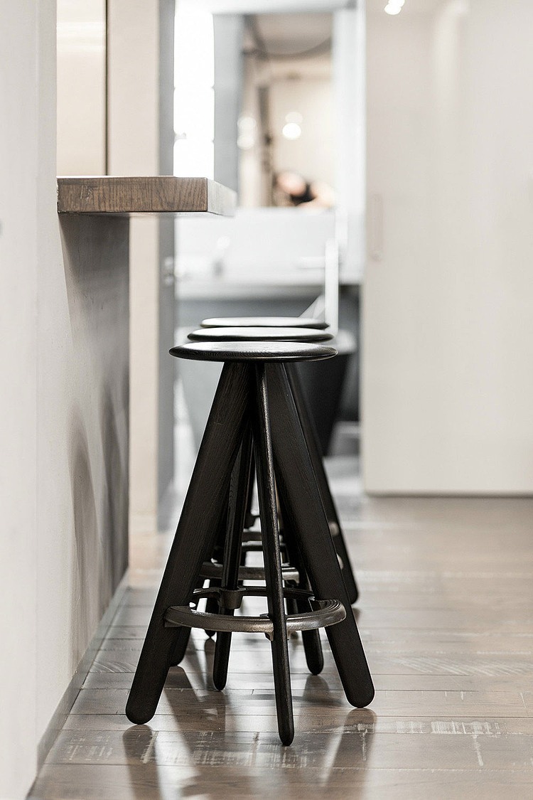 Moscow Apartment by Mezhevova Dean