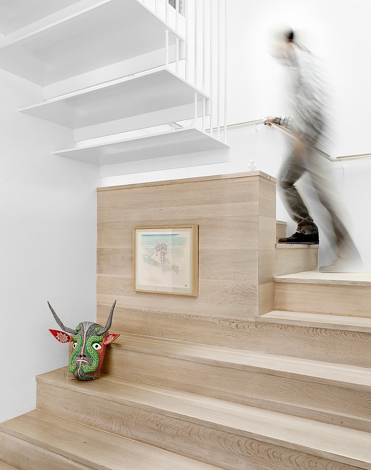Lakeshore by Michael Hsu Office of Architecture