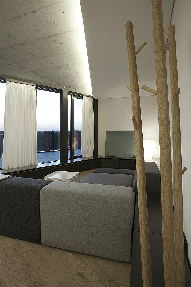 Vilnius Apartment by Inblum