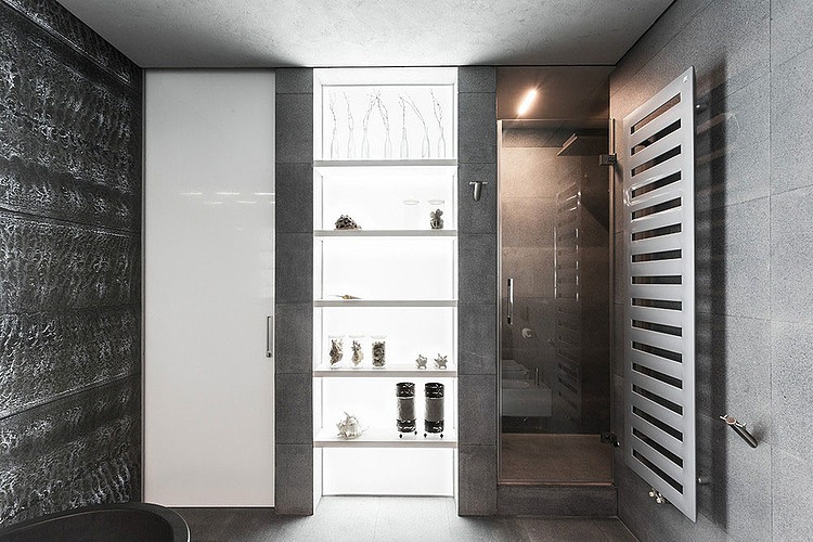 Moscow Apartment by Mezhevova Dean