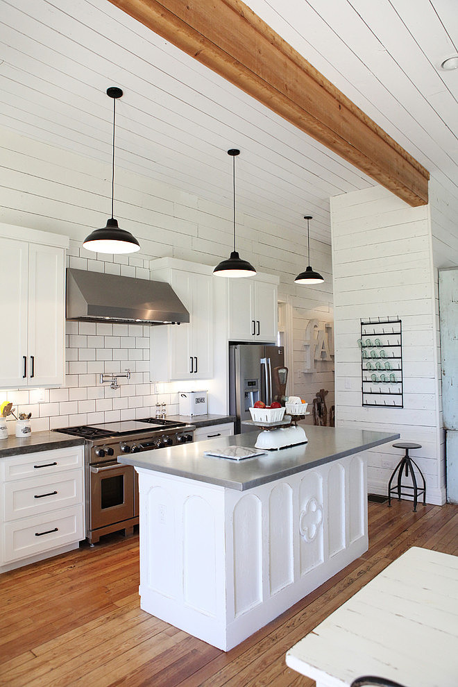 Farmhouse by Magnolia Homes