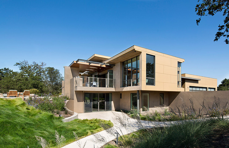 Portola Valley Residence by Tobin Dougherty Architects
