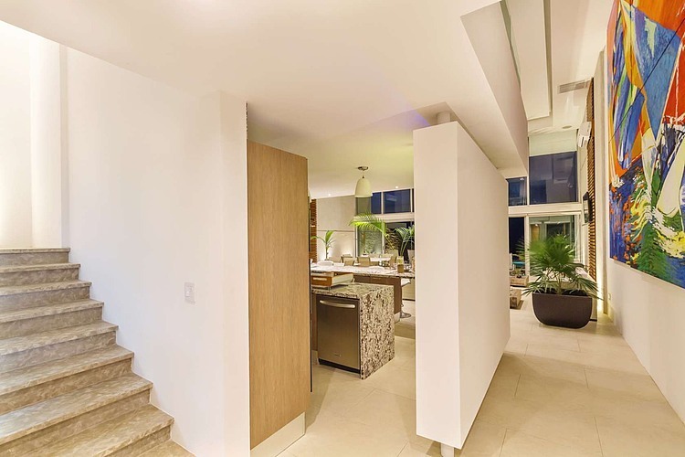 Casa JLM by Enrique Cabrera Arquitecto
