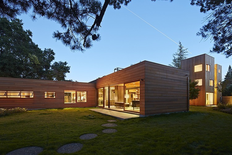Low/Rise House by Spiegel Aihara Workshop