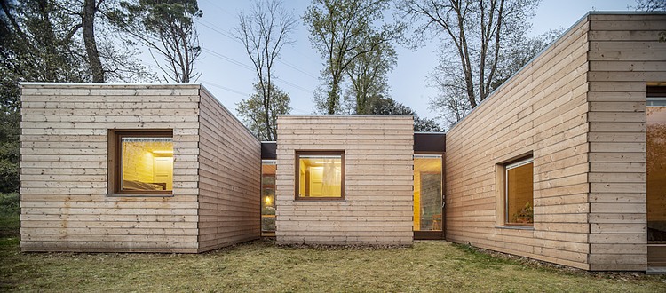 Casa GG by Alventosa Morell Arquitectes