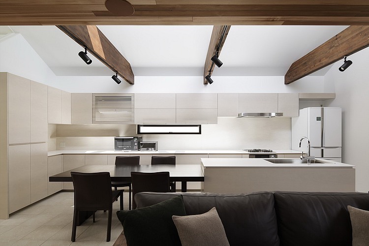 45° House by TSC Architects