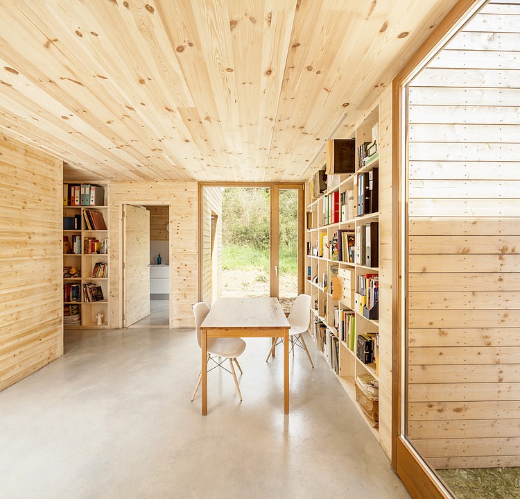 Casa GG by Alventosa Morell Arquitectes