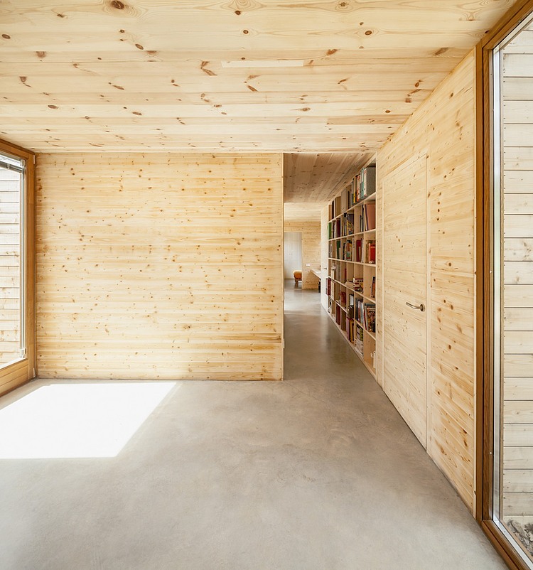 Casa GG by Alventosa Morell Arquitectes