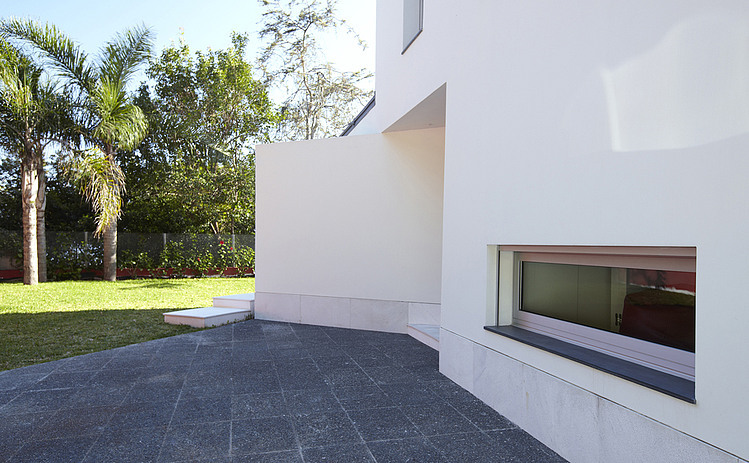 House in Funchal by Baixa Atelier