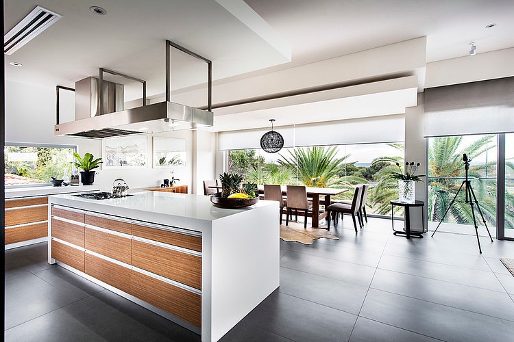 City Beach House by 4d designs