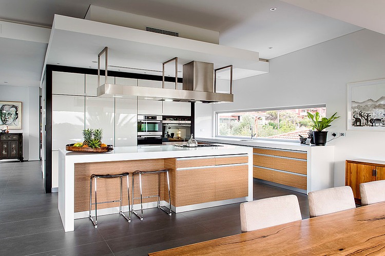 City Beach House by 4d designs