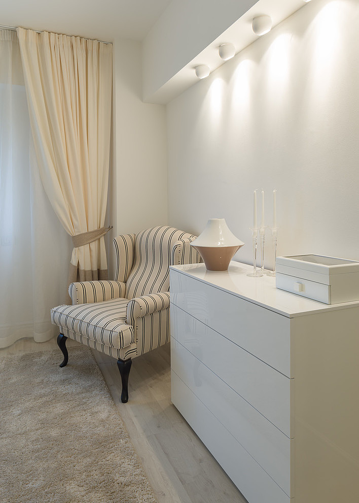 Apartment in Bucharest by I Love Colours Studio