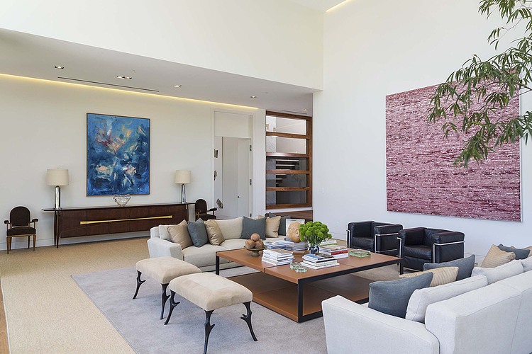 Holmby Hills Residence by Quinn Architects