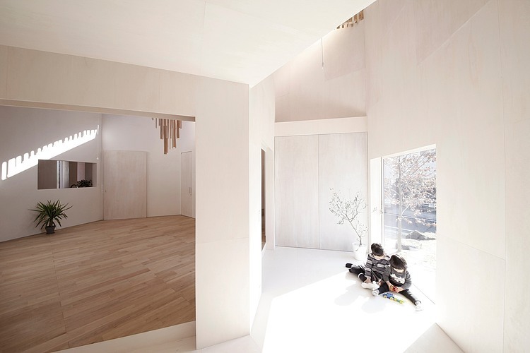 Koro House by Katsutoshi Sasaki + Associates