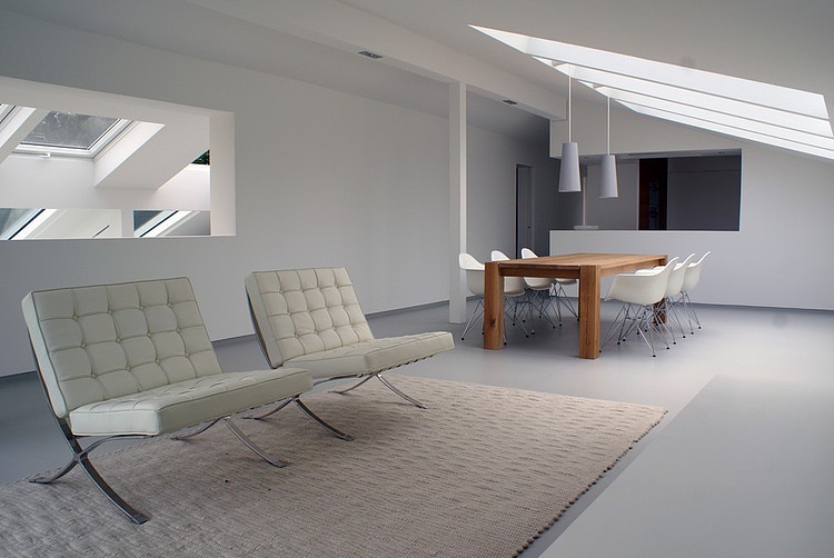Hause T by Karl Kaffenberger