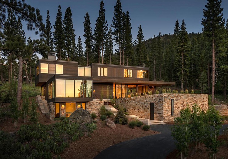 Martis Camp 506 by Blaze Makoid Architecture