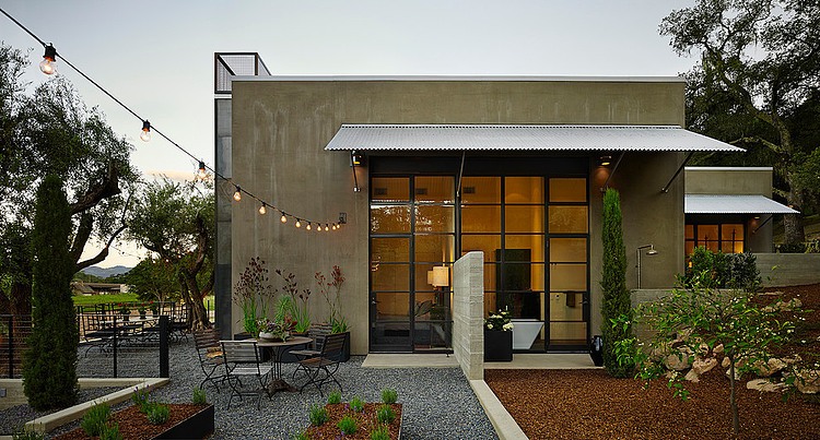 Olive Grove Residence by Total Concepts