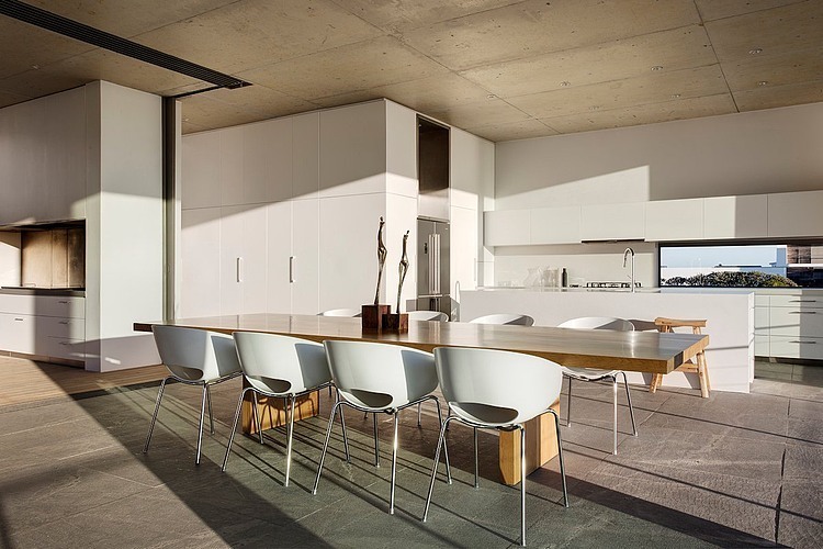 Pearl Bay Residence by Gavin Maddock Design Studio
