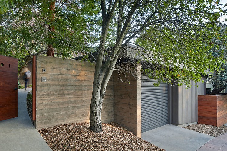 Mid-Century Modern Renovation by Koch Architects