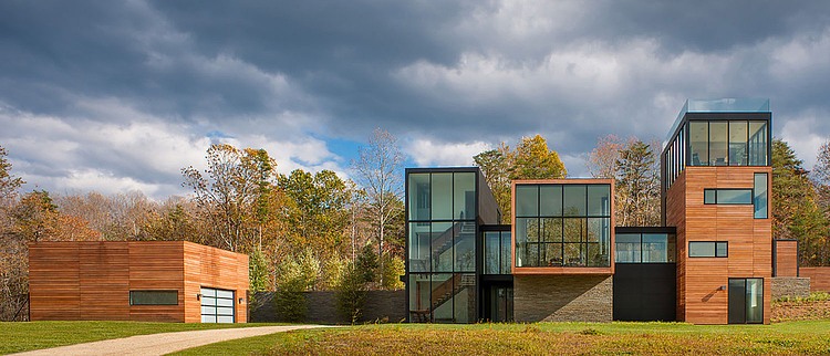 4 Springs Lane by Robert M. Gurney Architect