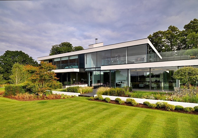 Modern Country House by Gregory Phillips Architects