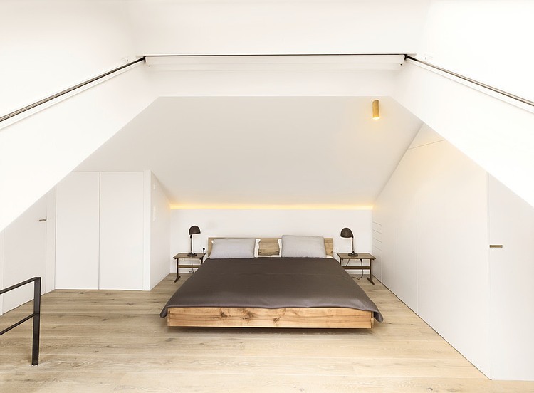 Private Residence by Zeitraum