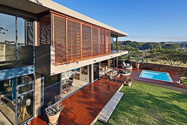 Aloe Ridge House by Metropole Architects