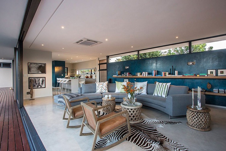 Aloe Ridge House by Metropole Architects