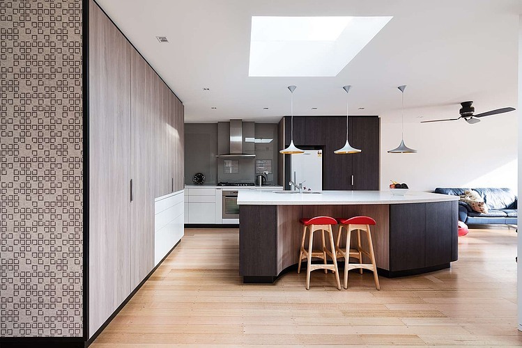 Weatherboard House by Statkus Architecture