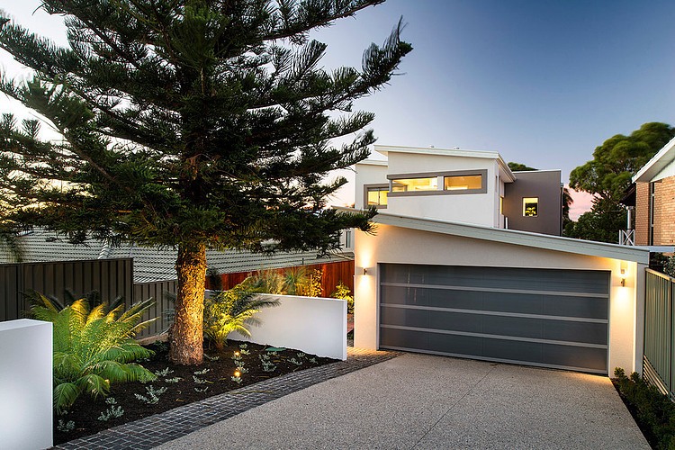 Scarborough Residence by Oswald Homes