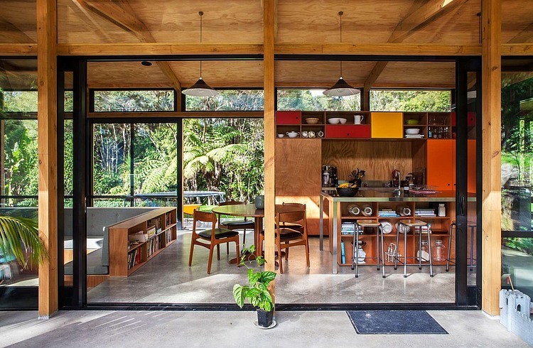 Easterbrook House by Dorrington Atcheson Architects