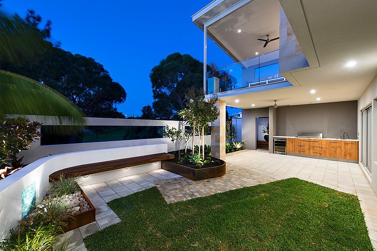 Scarborough Residence by Oswald Homes