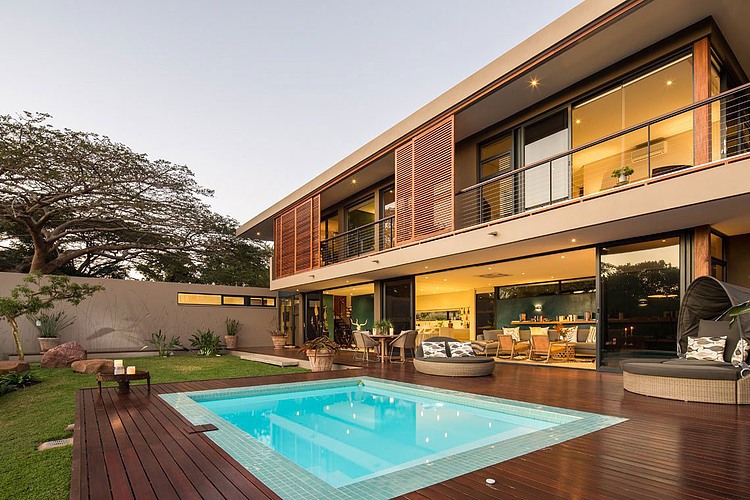 Aloe Ridge House by Metropole Architects