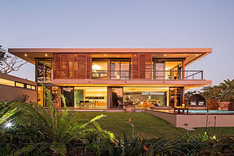 Aloe Ridge House by Metropole Architects