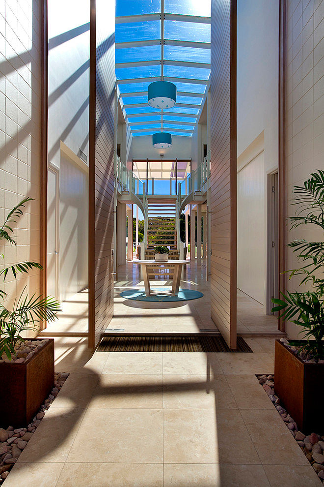 Noosa Holiday Home by Carole Tretheway Design