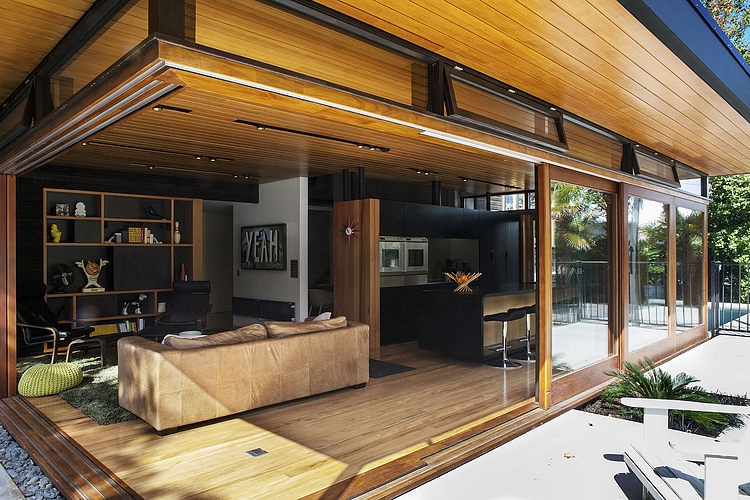 Marine Parade by Dorrington Atcheson Architect