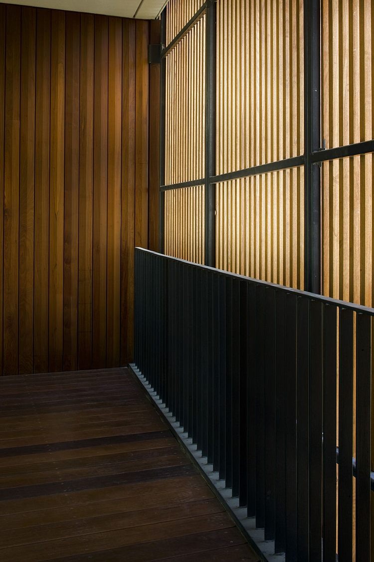 East Windsor Residence by Alterstudio
