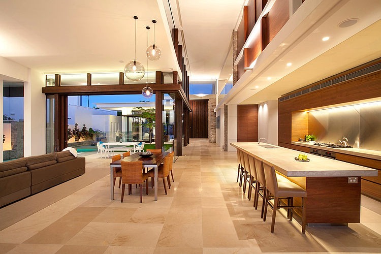 Mooloolah House by Gerald Smith