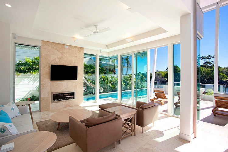 Noosa Holiday Home by Carole Tretheway Design