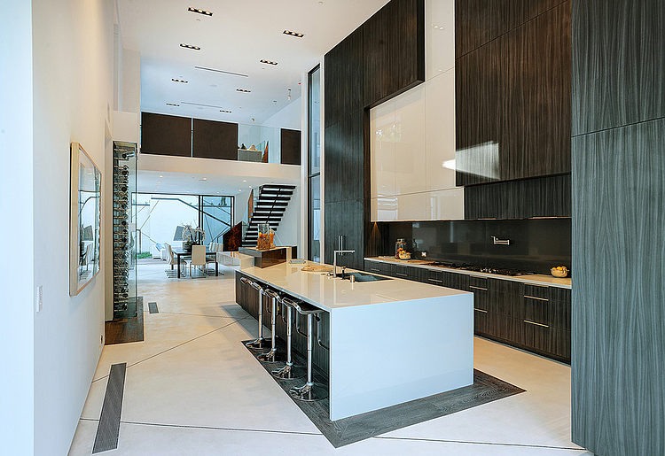 Hythe Court Home by Amit Apel Design