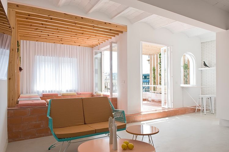 Rocha Apartment by CaSA