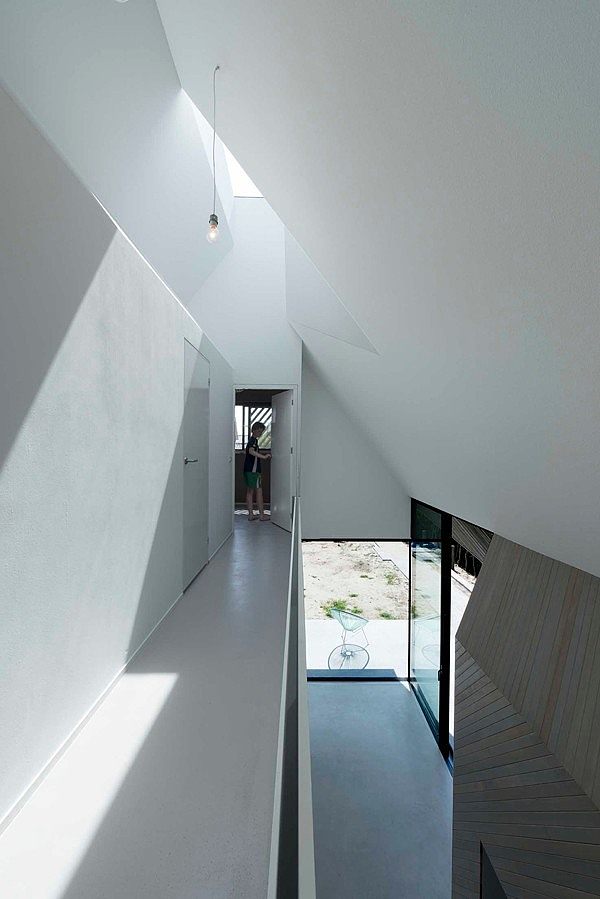 House W by Studio Prototype