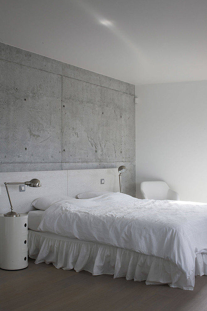 Modern Home by Guillaume da Silva