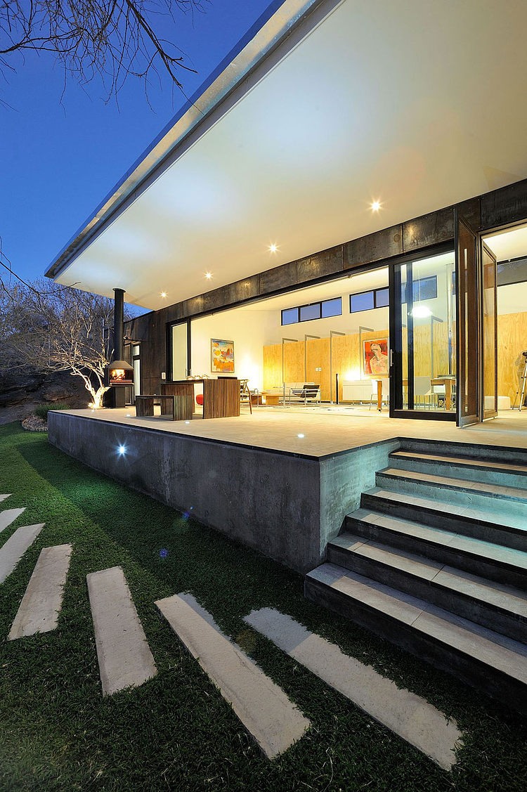 House in Namibia by Wasserfall Munting Architects