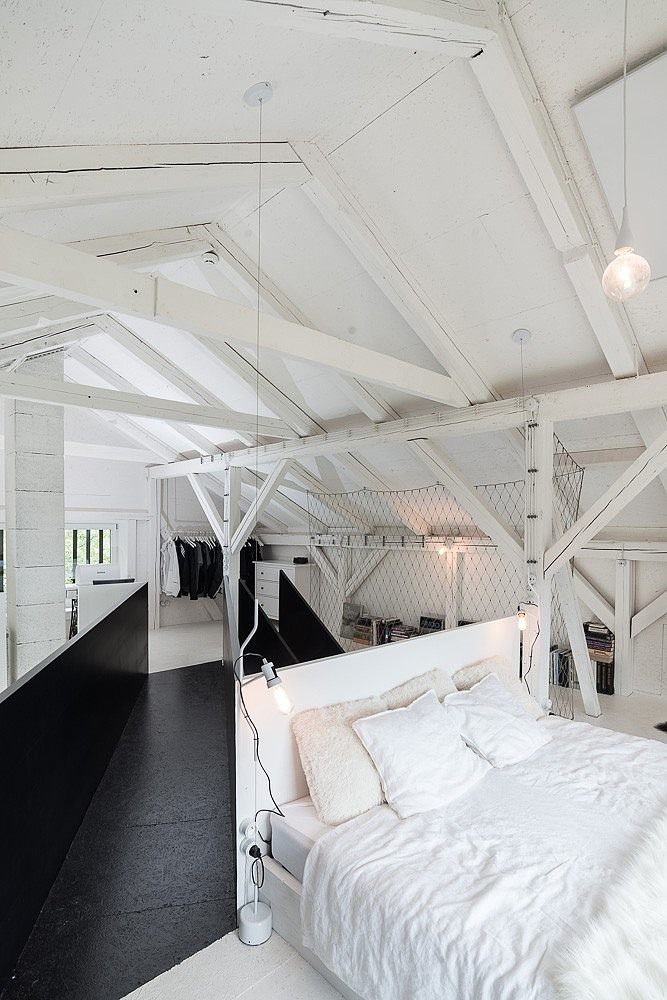 Boooox Heritage Barn by Oooox