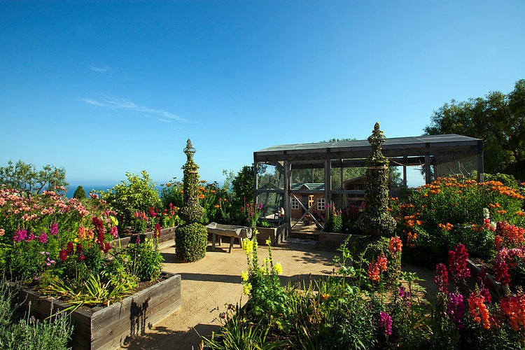 Malibu Residence by Paul Brant Williger
