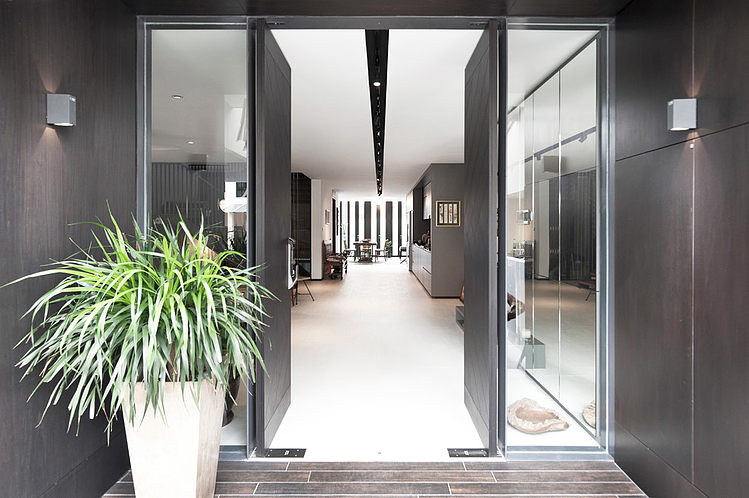 Terrace House by Architology